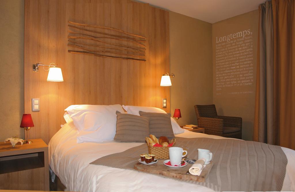 Готель Ibis Styles Шоле Екстер'єр фото