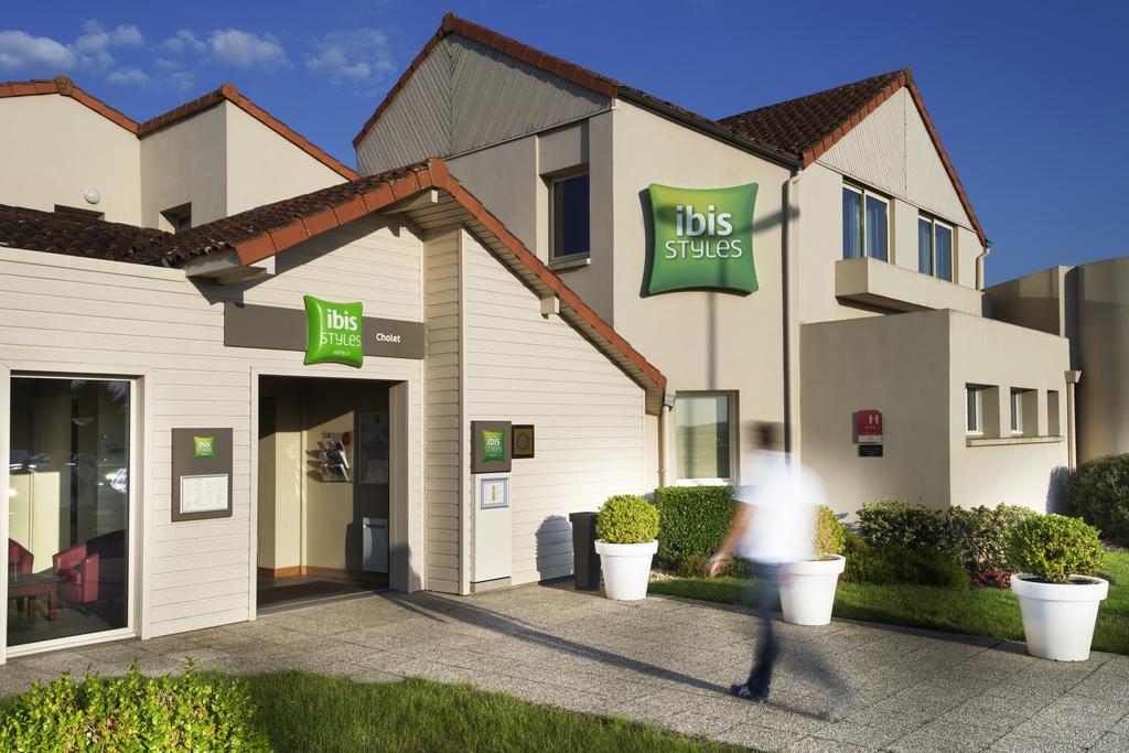 Готель Ibis Styles Шоле Екстер'єр фото